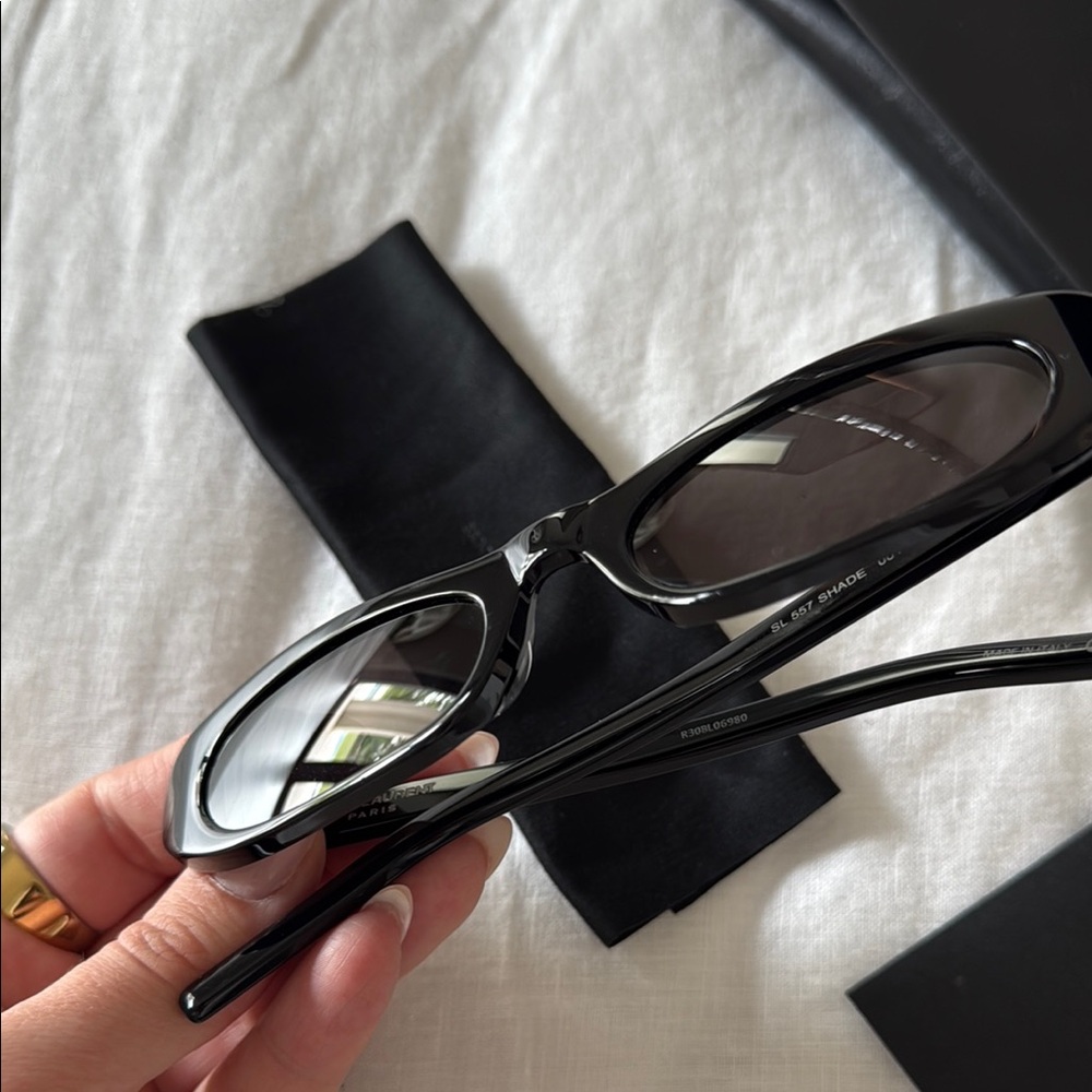 Saint Laurent SL557 Black Sunglasses - Picture 5 of 6